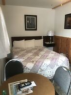 Chalet Motel