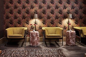 Austin Proper Hotel, a Member of Design Hotels
