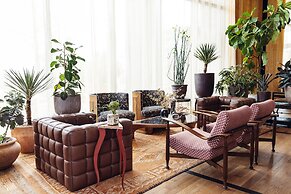 Austin Proper Hotel, a Member of Design Hotels