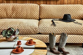 Austin Proper Hotel, a Member of Design Hotels