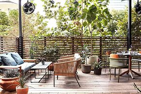 Austin Proper Hotel, a Member of Design Hotels