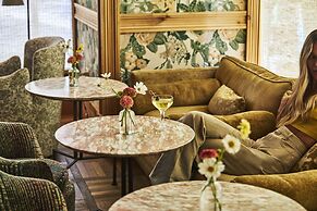 Austin Proper Hotel, a Member of Design Hotels