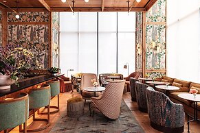 Austin Proper Hotel, a Member of Design Hotels