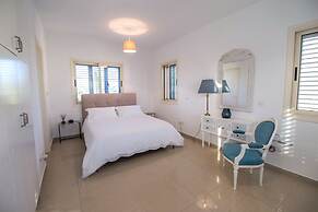 Nirvana Seaside Villa