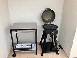 3BR Home wRooftop by Ideal Experience VR