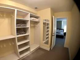 3BR Home wRooftop by Ideal Experience VR