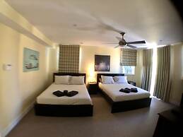 3BR Home wRooftop by Ideal Experience VR