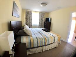 3BR Home wRooftop by Ideal Experience VR