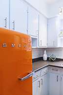 Bright 4-Bedroom in Forest Hill