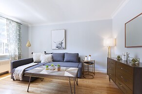 Bright 4-Bedroom in Forest Hill