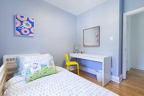 Bright 4-Bedroom in Forest Hill