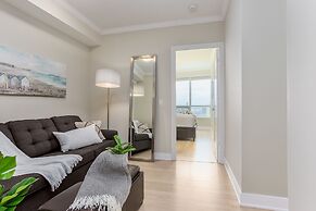 QuickStay - Modern 2-Bedroom Condo, Panoramic City Views