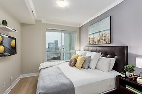 QuickStay - Modern 2-Bedroom Condo, Panoramic City Views