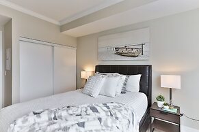 QuickStay - Modern 2-Bedroom Condo, Panoramic City Views