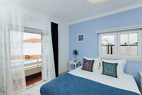 O House Ericeira Hills