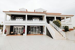 O House Ericeira Hills