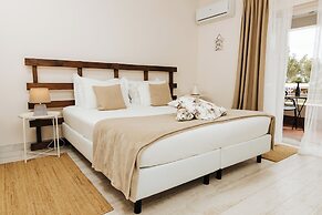 O House Ericeira Hills