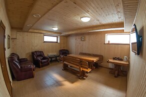 Ryabinovie Busy Guest House