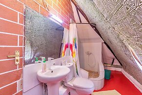 Villa Dora and Holly