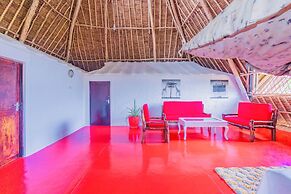 Villa Dora and Holly