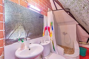 Villa Dora and Holly