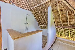 Villa Dora and Holly