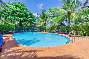 Villa Dora and Holly