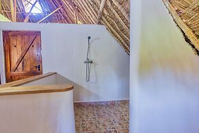 Villa Dora and Holly