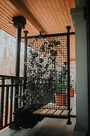 Seventeen Rooms