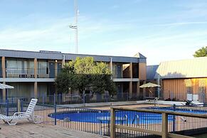 Castle Inn & Suites by OYO Lawton