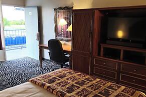 Castle Inn & Suites by OYO Lawton