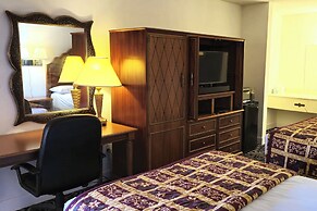 Castle Inn & Suites by OYO Lawton