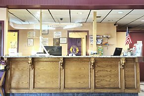 Castle Inn & Suites by OYO Lawton
