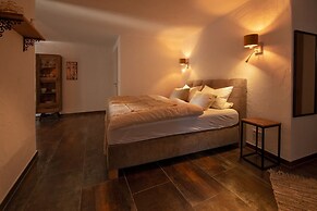 Rochter Apartments