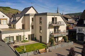Rochter Apartments