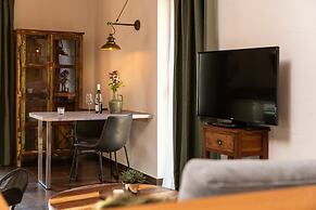 Rochter Apartments