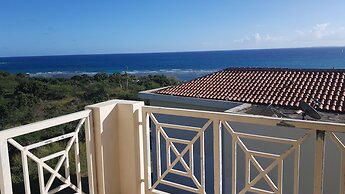 Costa Bonita Beachfront Villas