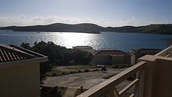 Costa Bonita Beachfront Villas