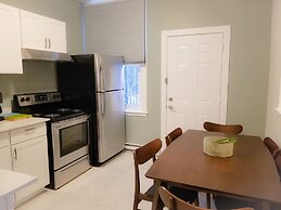 JstLikeHome - Downtown Suites