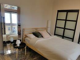 JstLikeHome - Downtown Suites