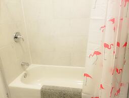 JstLikeHome - Downtown Suites