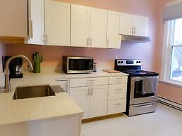 JstLikeHome - Downtown Suites