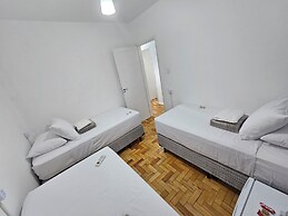 Quarto privativo em condomínio
