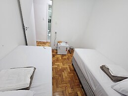 Quarto privativo em condomínio