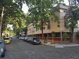 Quarto privativo em condomínio