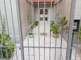 Quarto privativo em condomínio