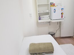 Quarto privativo em condomínio