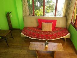 Raindrops Apartments