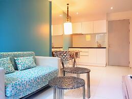 Atlantis Condo Resort by GPS