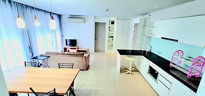 Atlantis Condo Resort by GPS